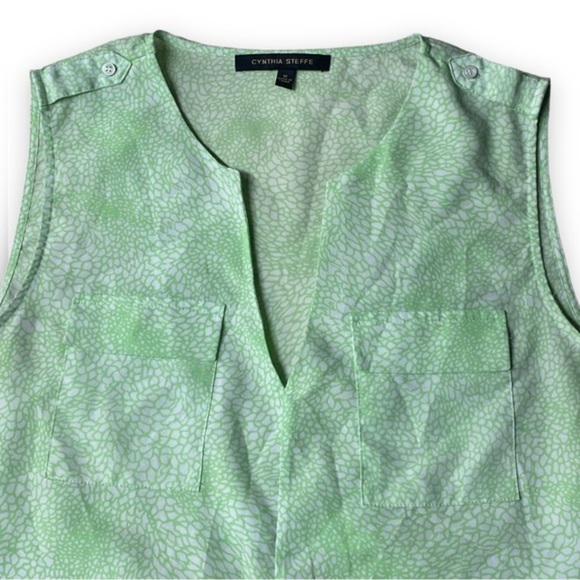 Cynthia Steffe Soft Mint Sleeveless Aubrey Blouse Size Medium NWOT - Picture 2 of 3
